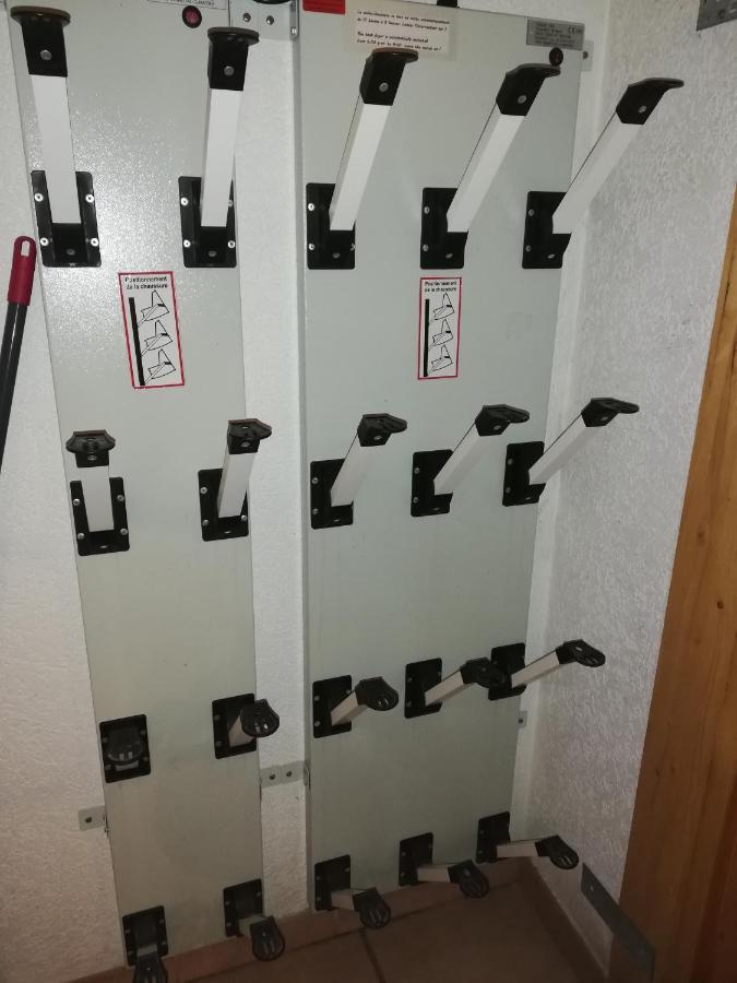 Appartement Myosotis Pour 10 Personnes Сен-Мартен-дьо-Белвил Екстериор снимка
